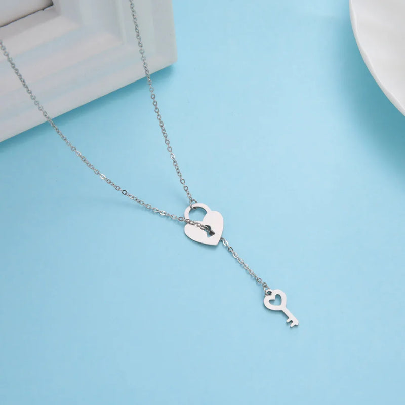 Heart Lock Pendant Necklace Couple Jewelry Stainless Steel Necklace for Women Fashion Choker Jewelry for Lover Gift